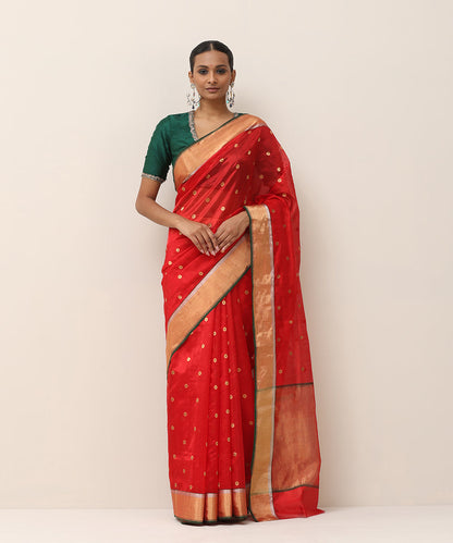 Handloom_Red_Pure_Silk_Chanderi_Saree_With_Golden_Asharfi_Booti_And_Green_Selvedge_WeaverStory_01