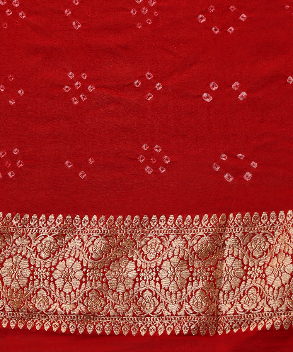 Handloom_Red_Pure_Georgette_Banarasi_Bandhej_Saree_With_Floral_Border_WeaverStory_05