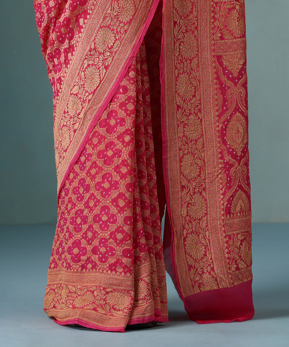 Handloom_Light_Pink_Pure_Georgette_Banarasi_Bandhej_Saree_With_Zari_Jaal_WeaverStory_04