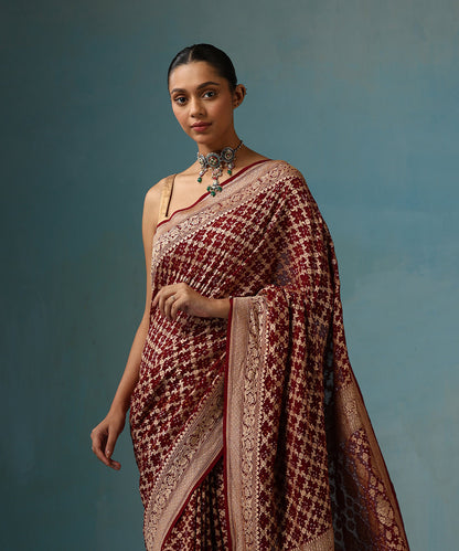 Handloom_Maroon_Pure_Georgette_Banarasi_Bandhej_Saree_With_Zari_Border_WeaverStory_02