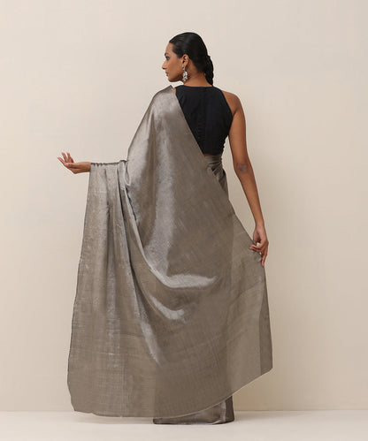 Silver_Handloom_Pure_Tissue_Chanderi_Silk_Saree_With_Zari_WeaverStory_03