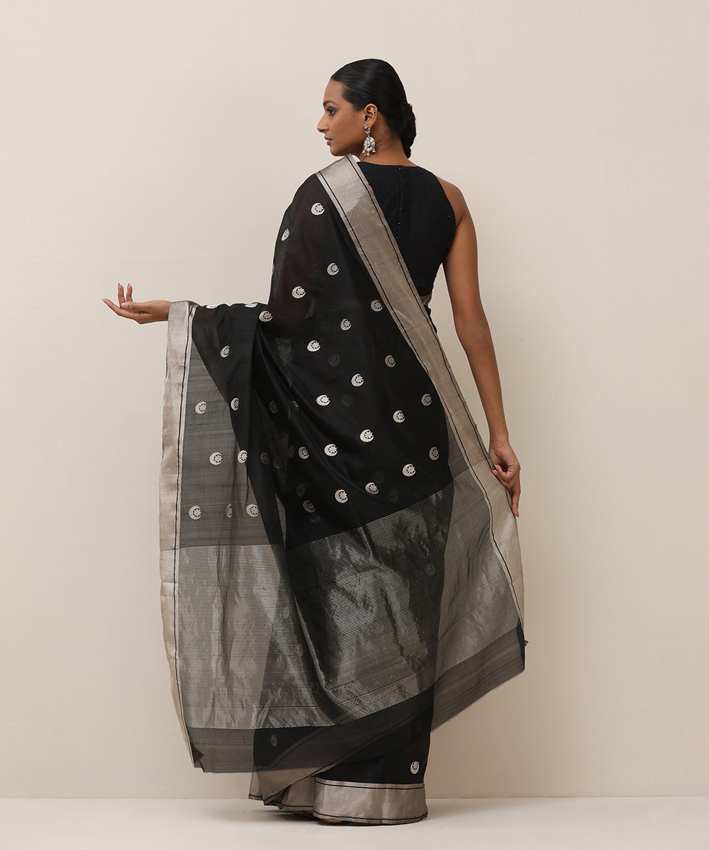 Black_Handloom_Pure_Silk_Chanderi_Saree_With_Chand_Boota_WeaverStory_02