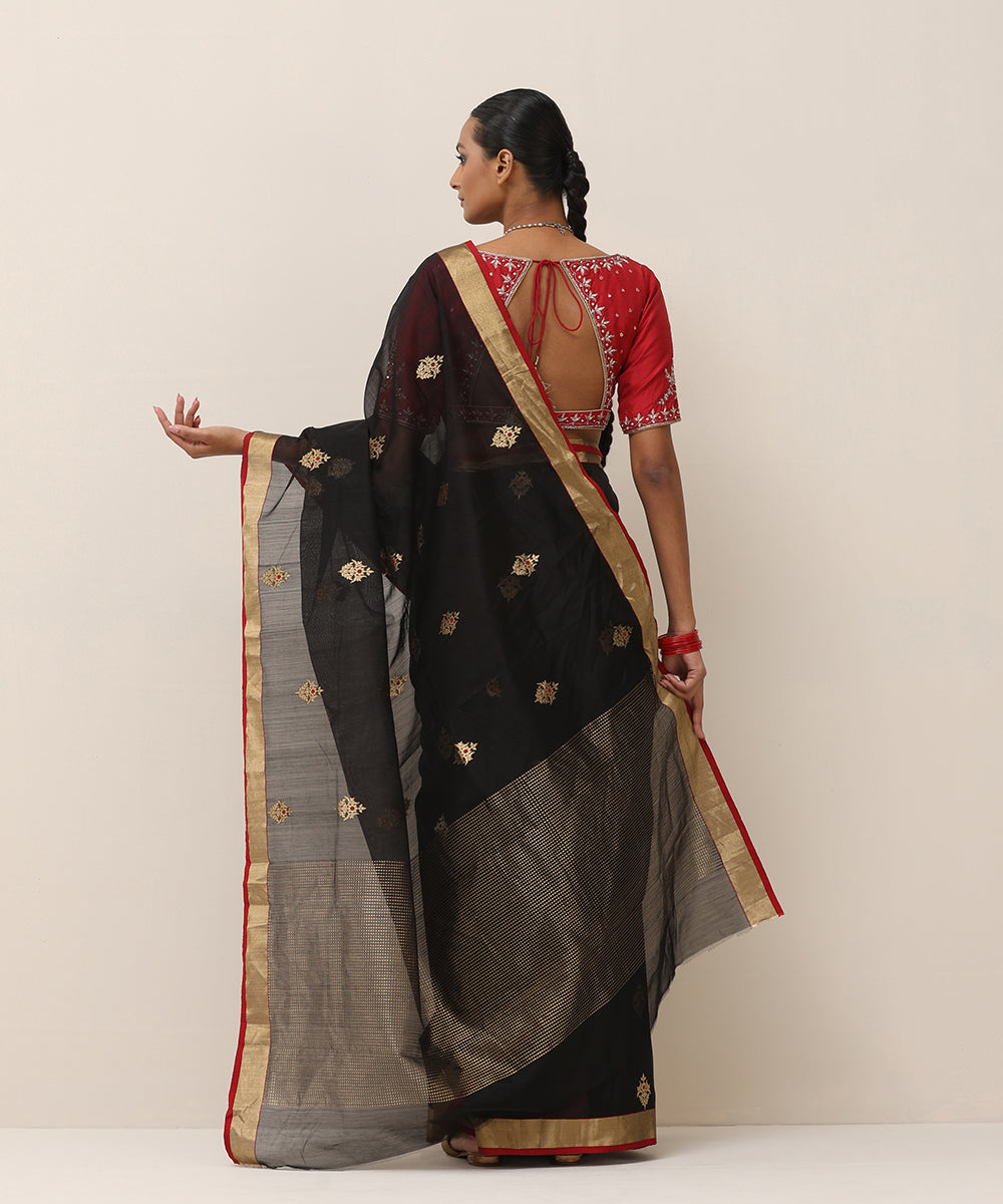 Handloom_Black_Pure_Cotton_Chanderi_Saree_With_Flower_Meena_Boota_And_Red_Selvedge_WeaverStory_03