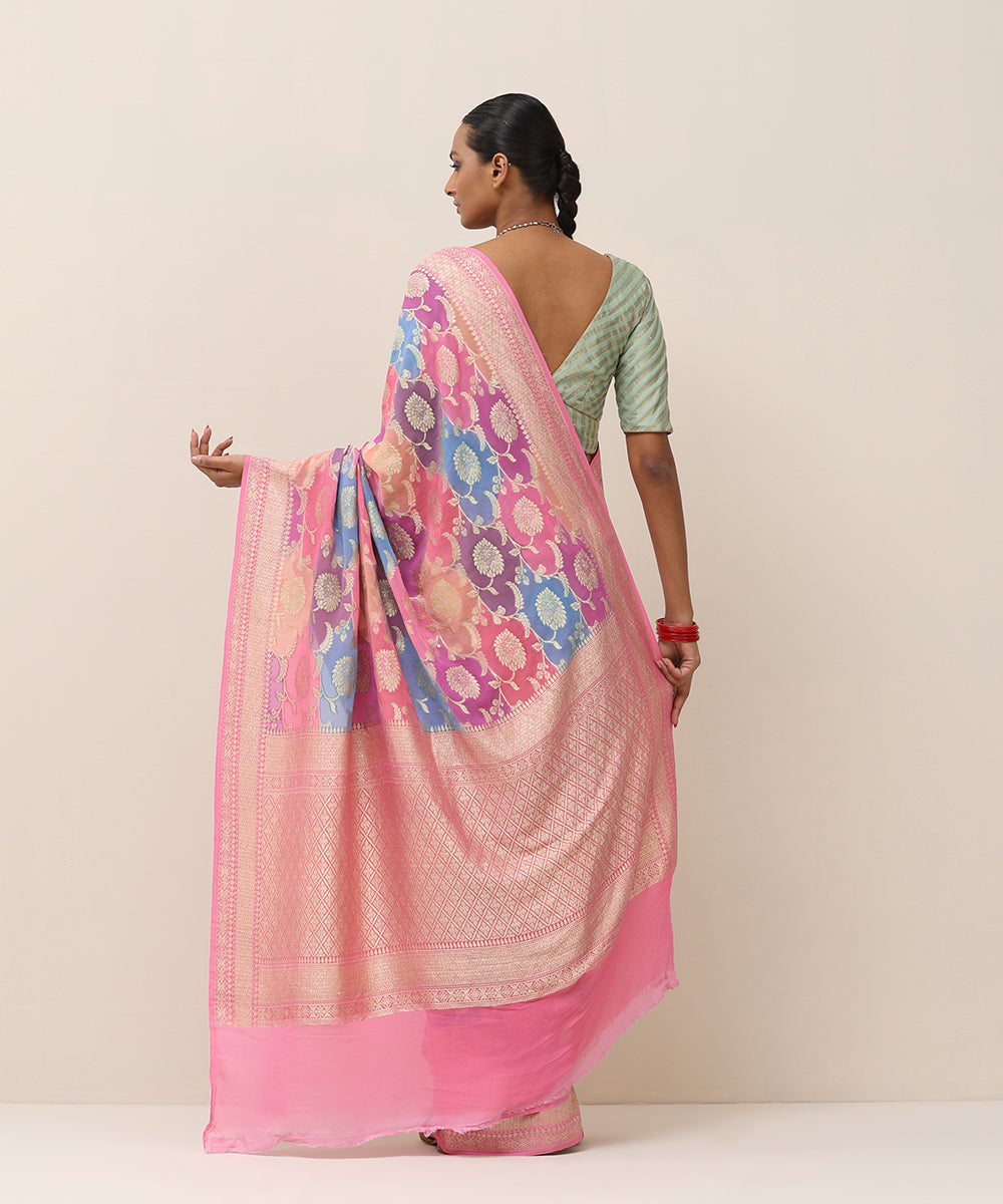 Pink_And_Blue_Handloom_Pure_Georgette_Rangkaat_Banarasi_Saree_With_Floral_Jaal_WeaverStory_03