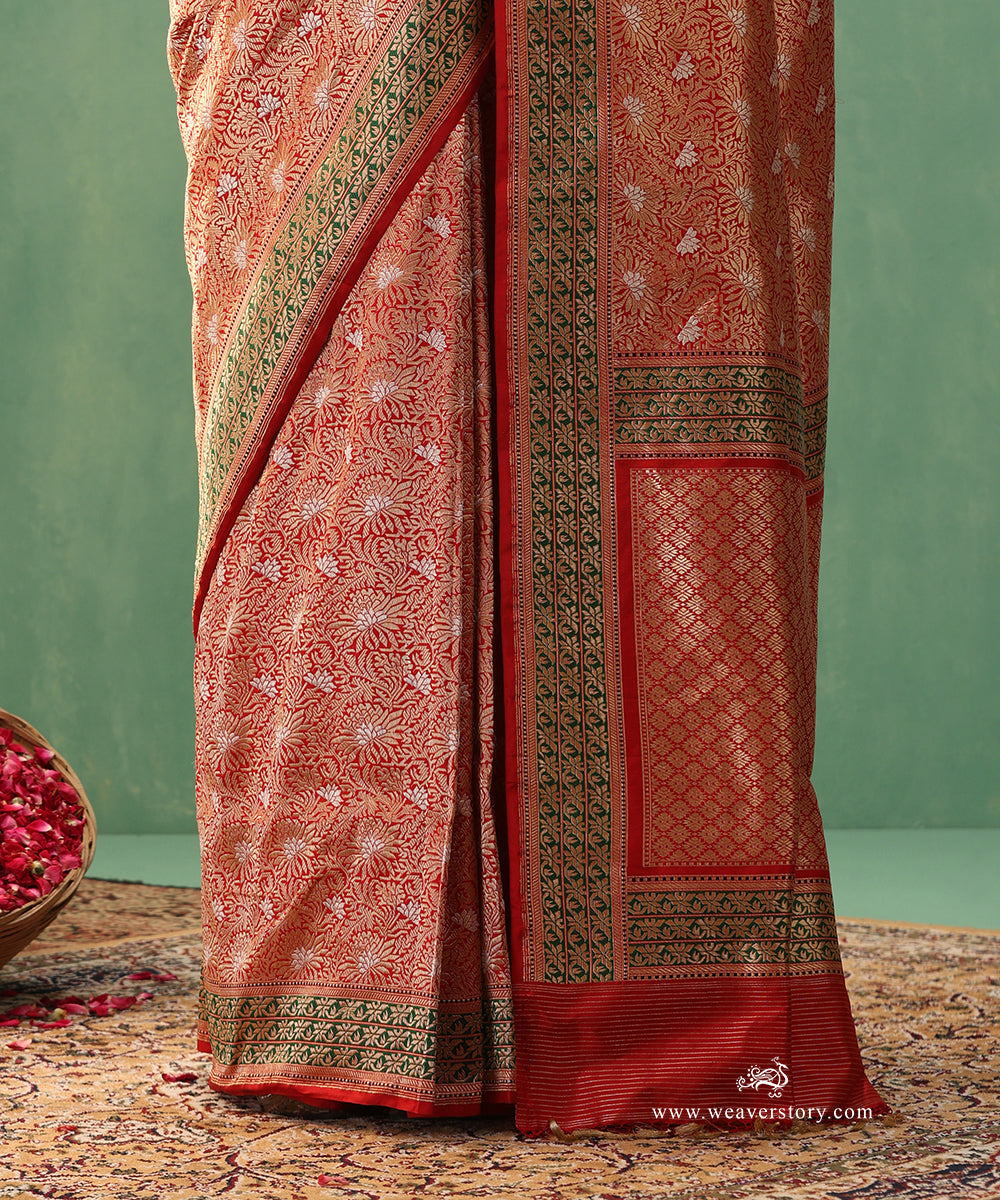 Red-Handloom-Pure-Katan-Silk-Real-Zari-Kimkhab-Banarasi-Saree-With-Green-Border_WeaverStory_04