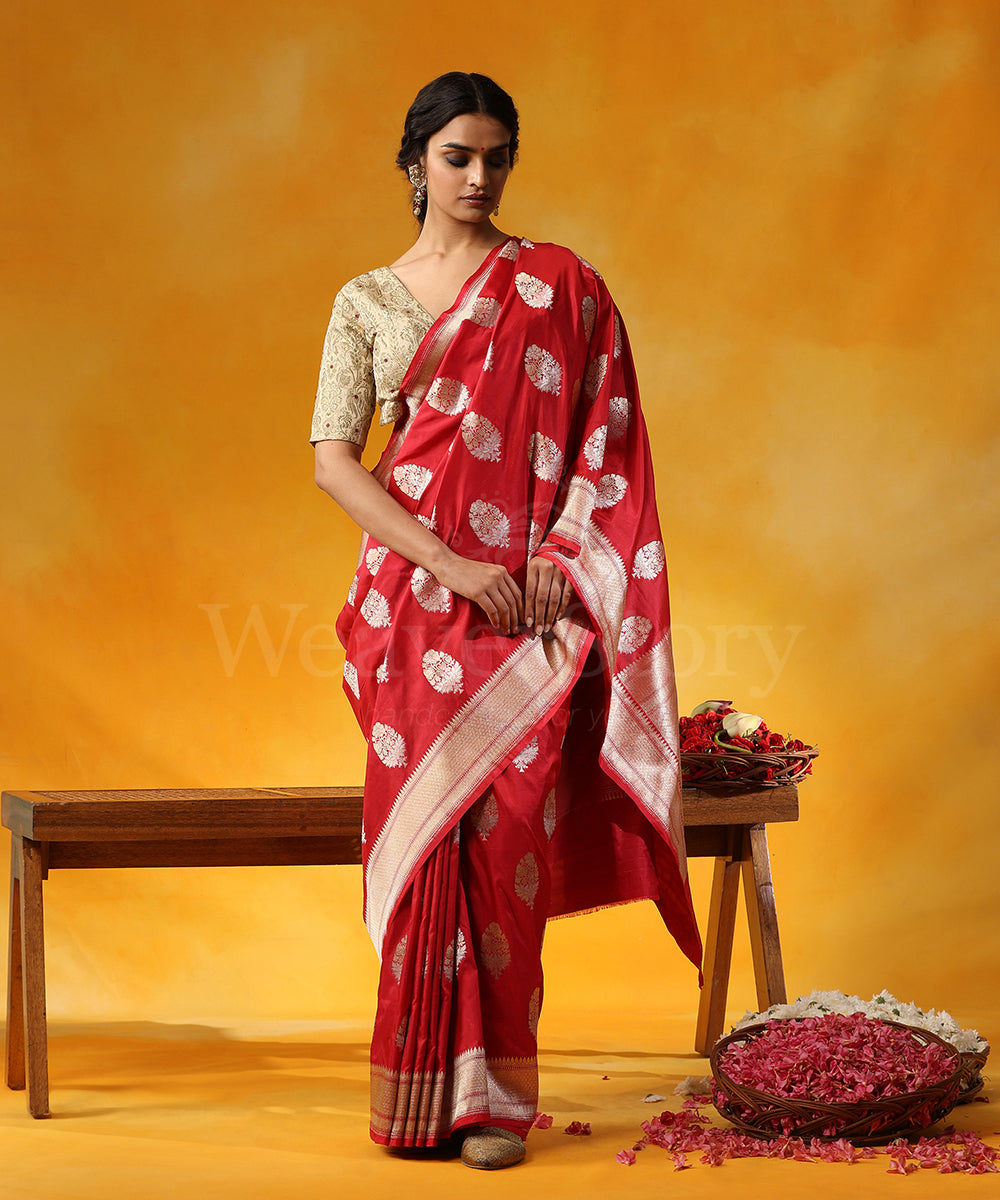 Handloom_Red_Pure_Katan_Silk_Saree_With_Cutwork_Floral_Zari_Booti_WeaverStory_01