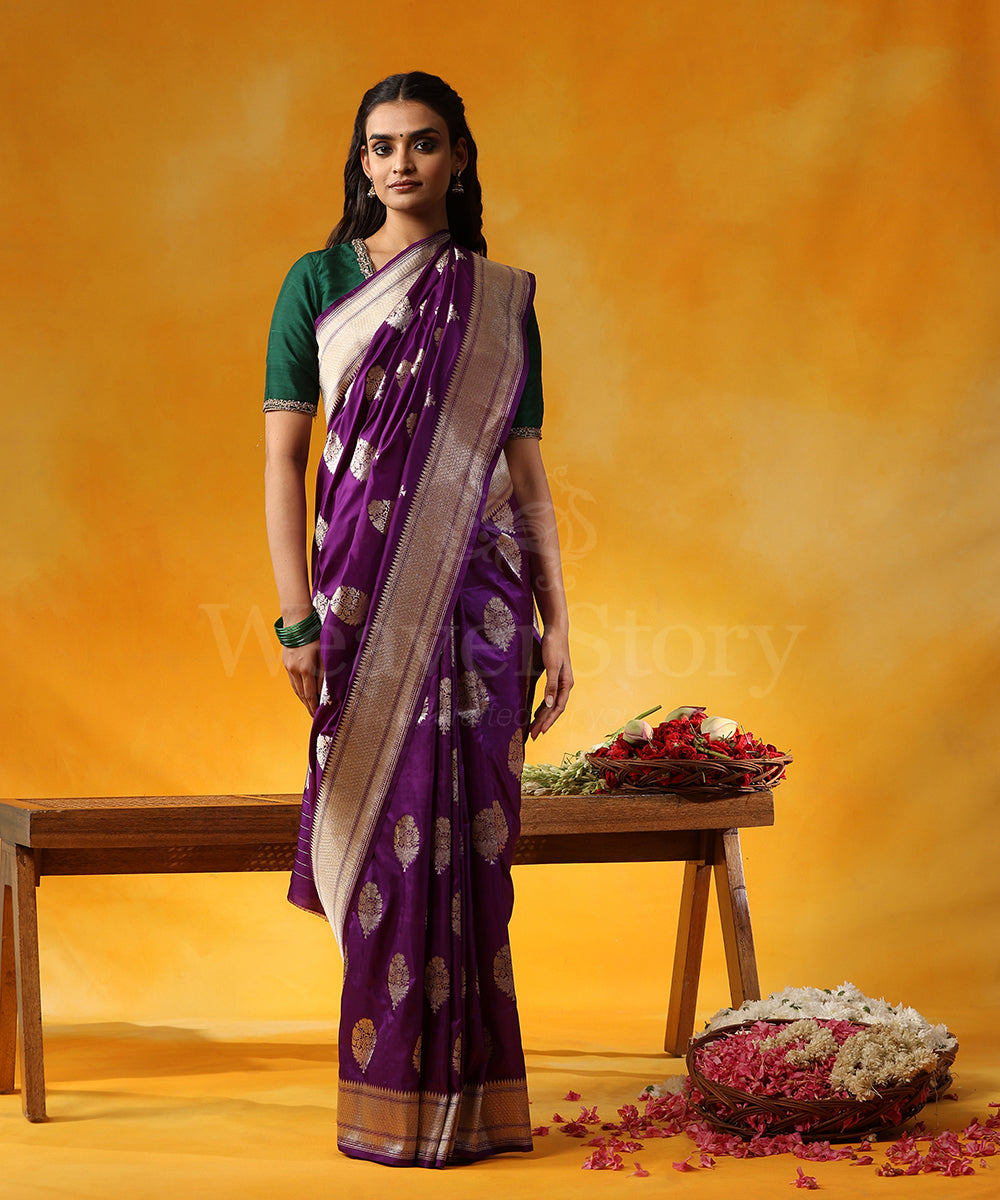 Purple_Handloom_Pure_Katan_Silk_Banarasi_Saree_With_Cutwork_Floral_Zari_Booti_WeaverStory_01