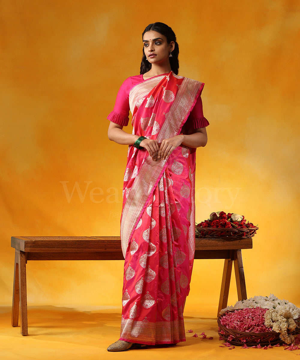 Pink_Handloom_Double_Shade_Pure_Katan_Silk_Banarasi_Saree_With_Cutwork_Zari_Booti_WeaverStory_01