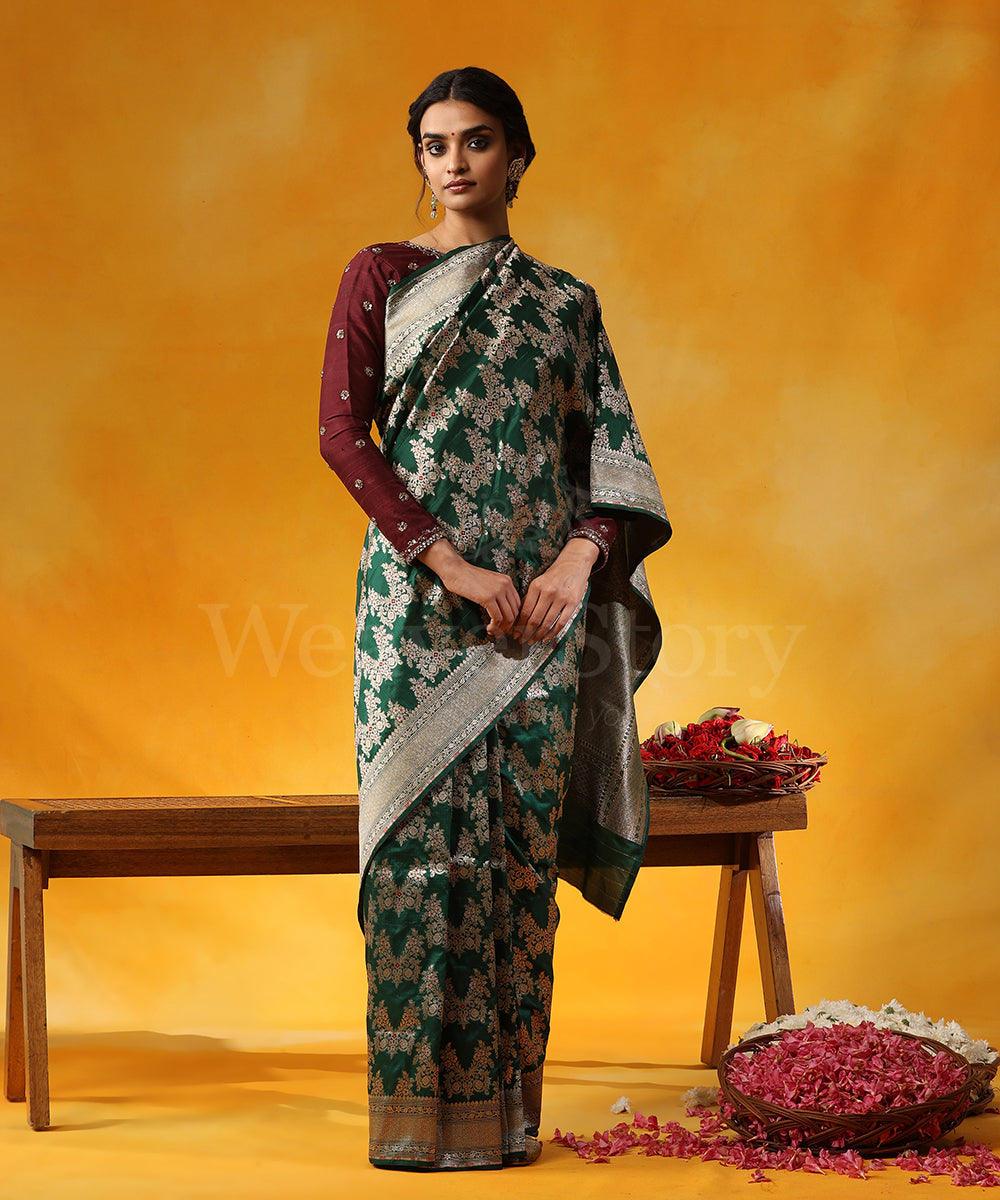 Green_Handloom_Pure_Katan_Silk_Banarasi_Saree_With_Floral_Jaal_And_Red_Meenakari_WeaverStory_01