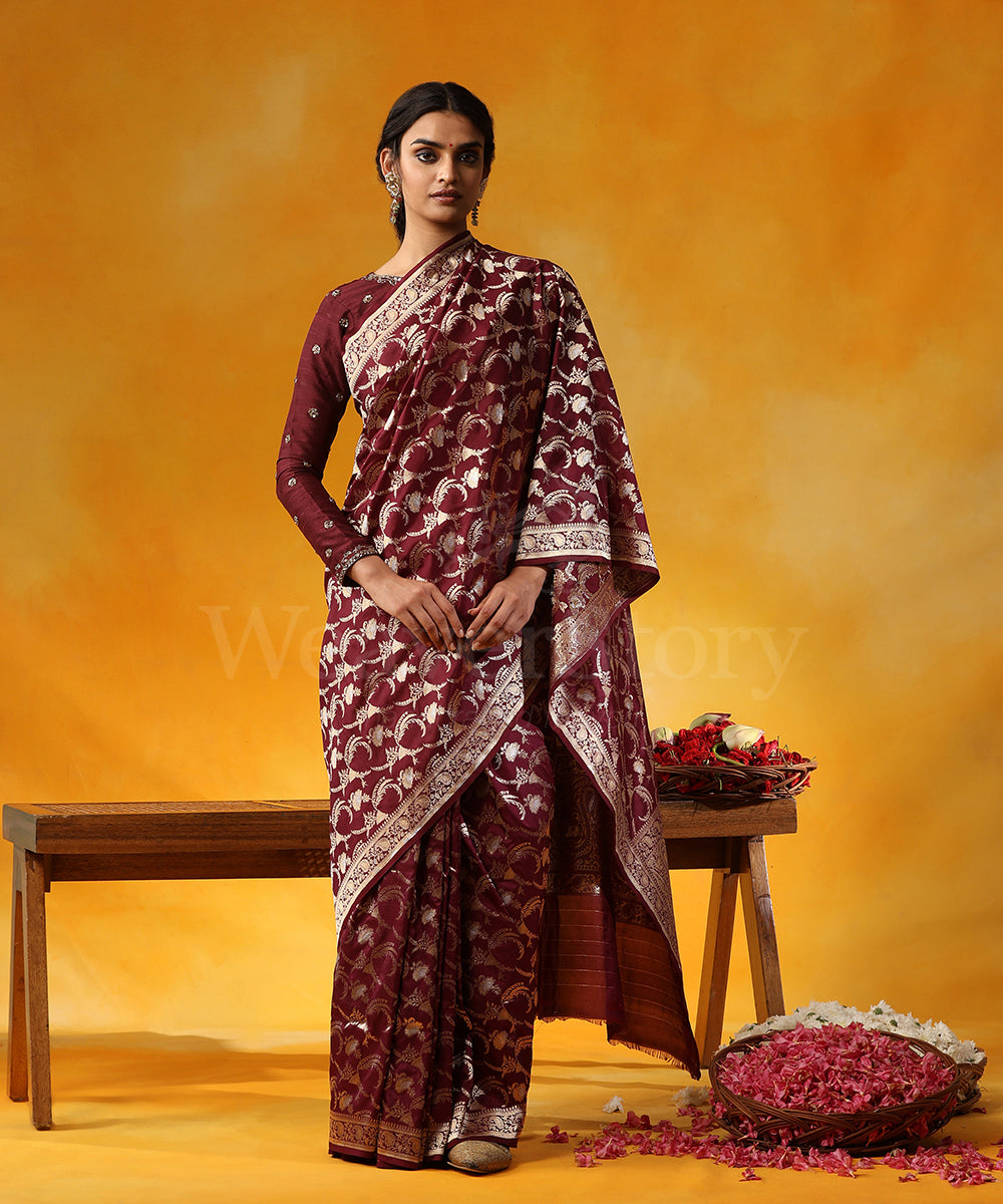 Wine_Handloom_Pure_Katan_Silk_Banarasi_Saree_With_Cutwork_Zari_Jaal_With_Ambi_Border_WeaverStory_01