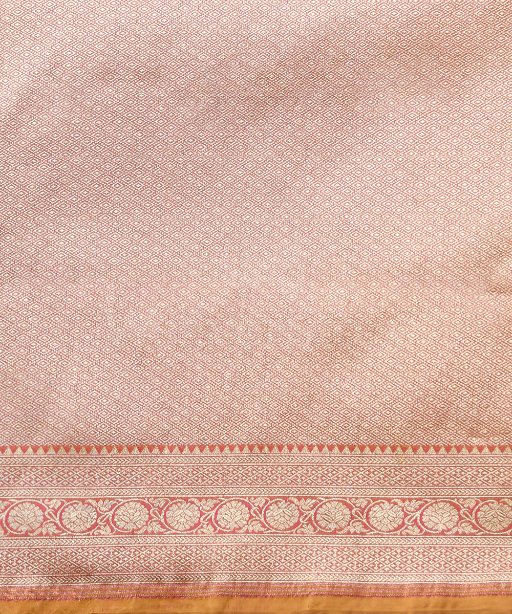 Peach_And_Pink_Handloom_Pure_Katan_Silk_Banarasi_Saree_With_Vertical_Stripes_WeaverStory_05