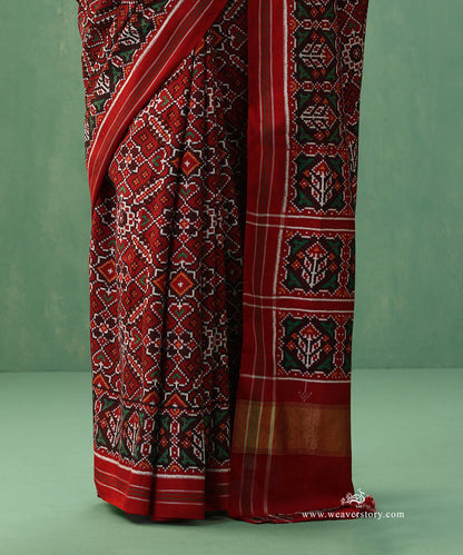 Handloom_Red_Navratan_Pure_Mulberry_Silk_Patan_Patola_Saree_WeaverStory_04