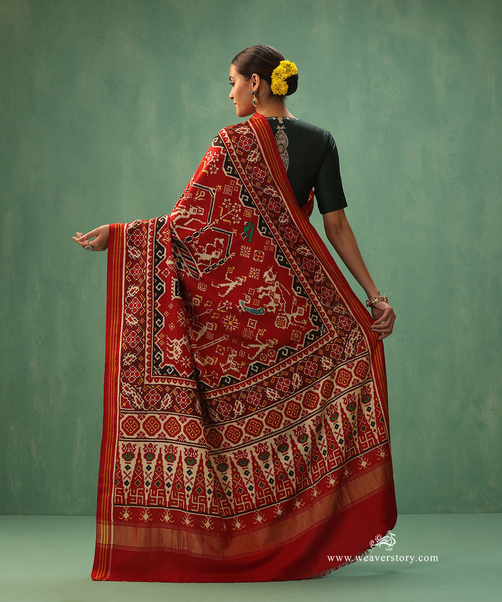 Handloom_Red_Natural_Dye_Pure_Mulberry_Silk_Patan_Patola_Saree_With_Big_Elephant_Motifs_WeaverStory_03