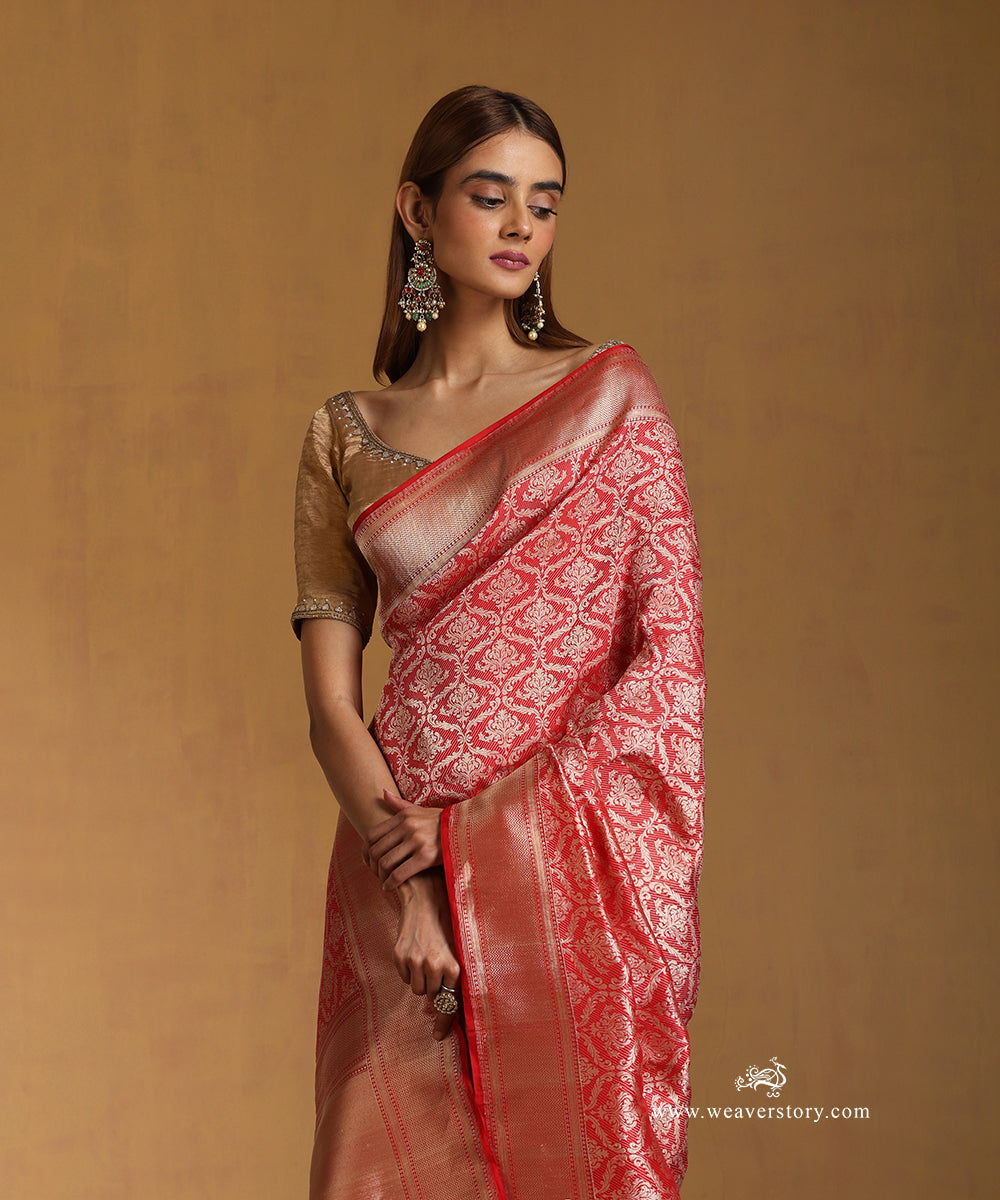 Red_Handloom_Pure_Katan_Silk_Kimkhab_Banarasi_Saree_With_Chevron_Border_WeaverStory_02