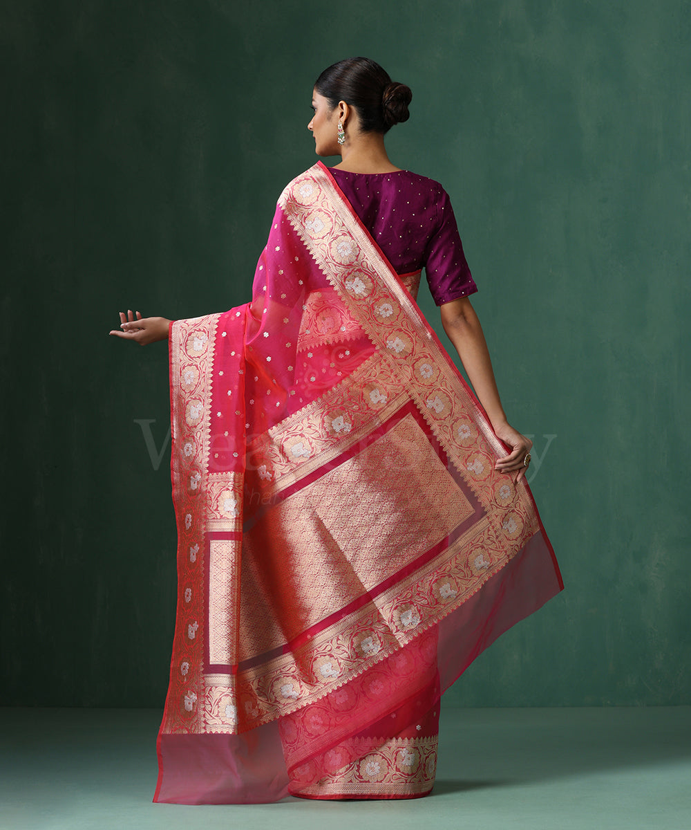 Pink_Handloom_Pure_Kora_Silk_Banarasi_Saree_With_Sona_Rupa_Kadhwa_Small_Zari_Booti_WeaverStory_03