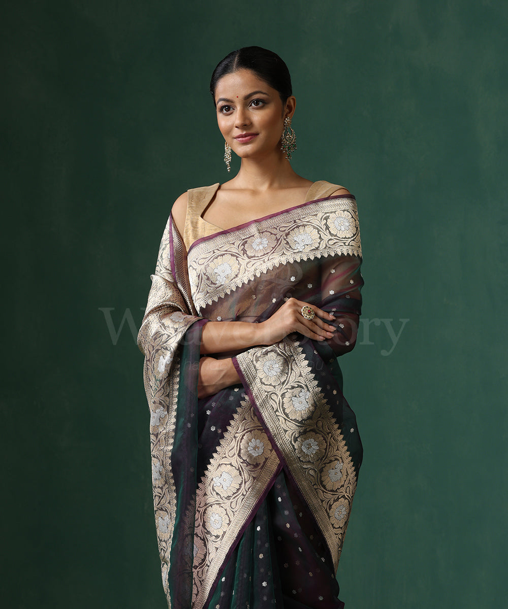 Peacock_Blue_Handloom_Pure_Kora_Silk_Banarasi_Saree_With_Sona_Rupa_Kadhwa_Small_Zari_Booti_WeaverStory_02