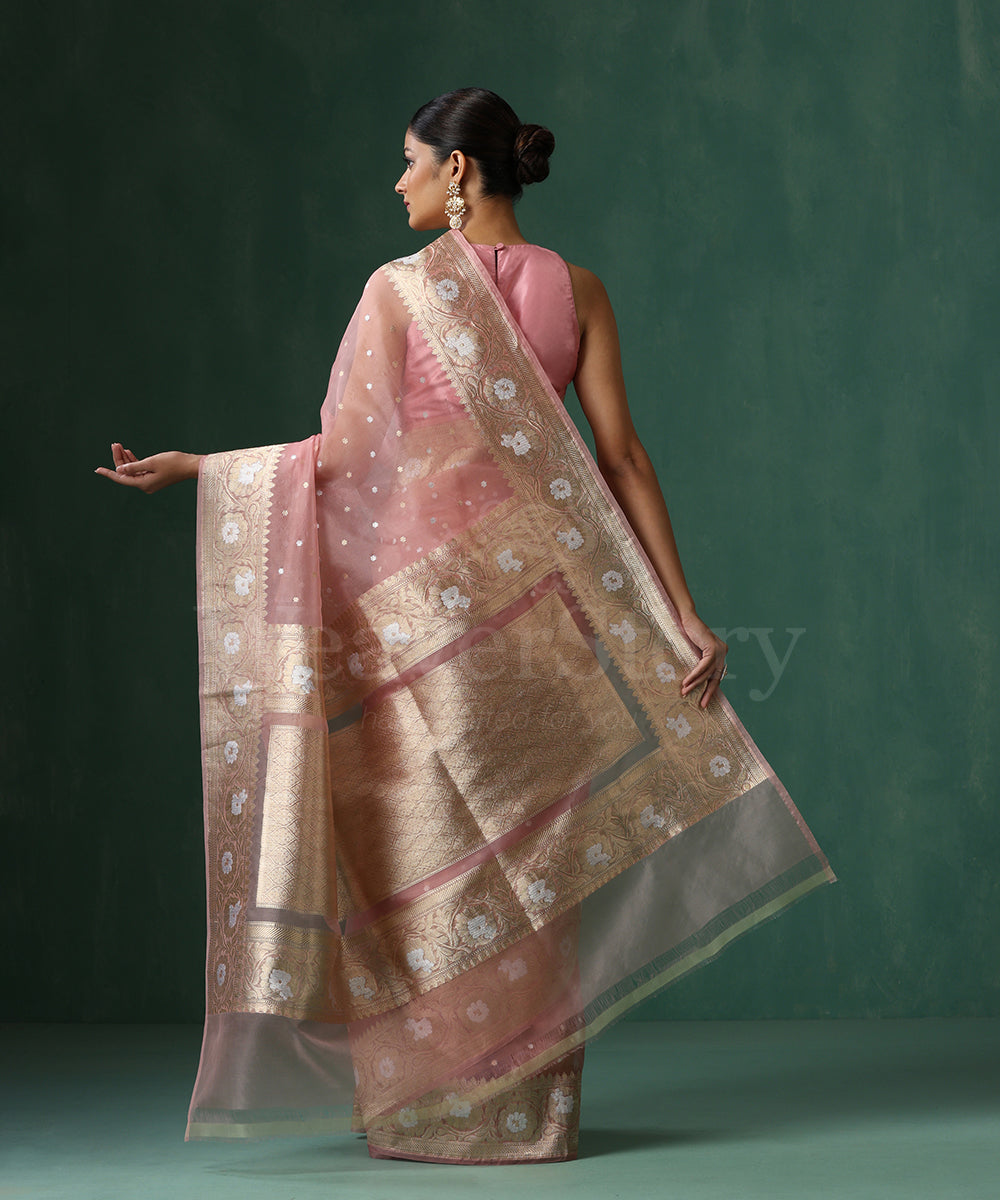 Handloom_Soft_Pink_Pure_Kora_Silk_Banarasi_Saree_With_Sona_Rupa_Kadhwa_Small_Zari_Booti_WeaverStory_03