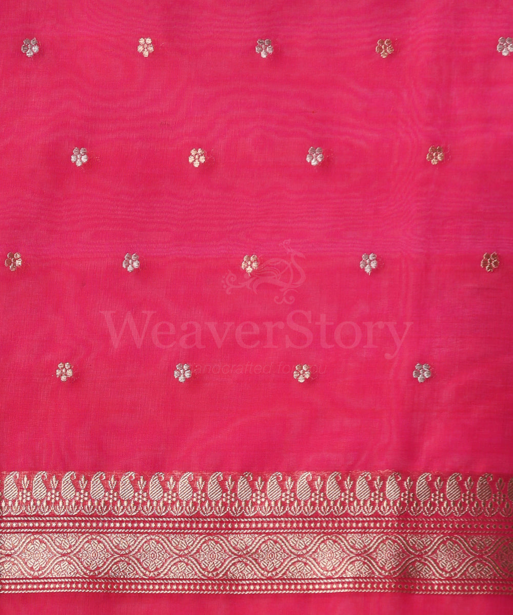 Handloom_Pink_Kora_Silk_Banarasi_Saree_With_Sona_Rupa_Kadhwa_Zari_Booti_WeaverStory_05