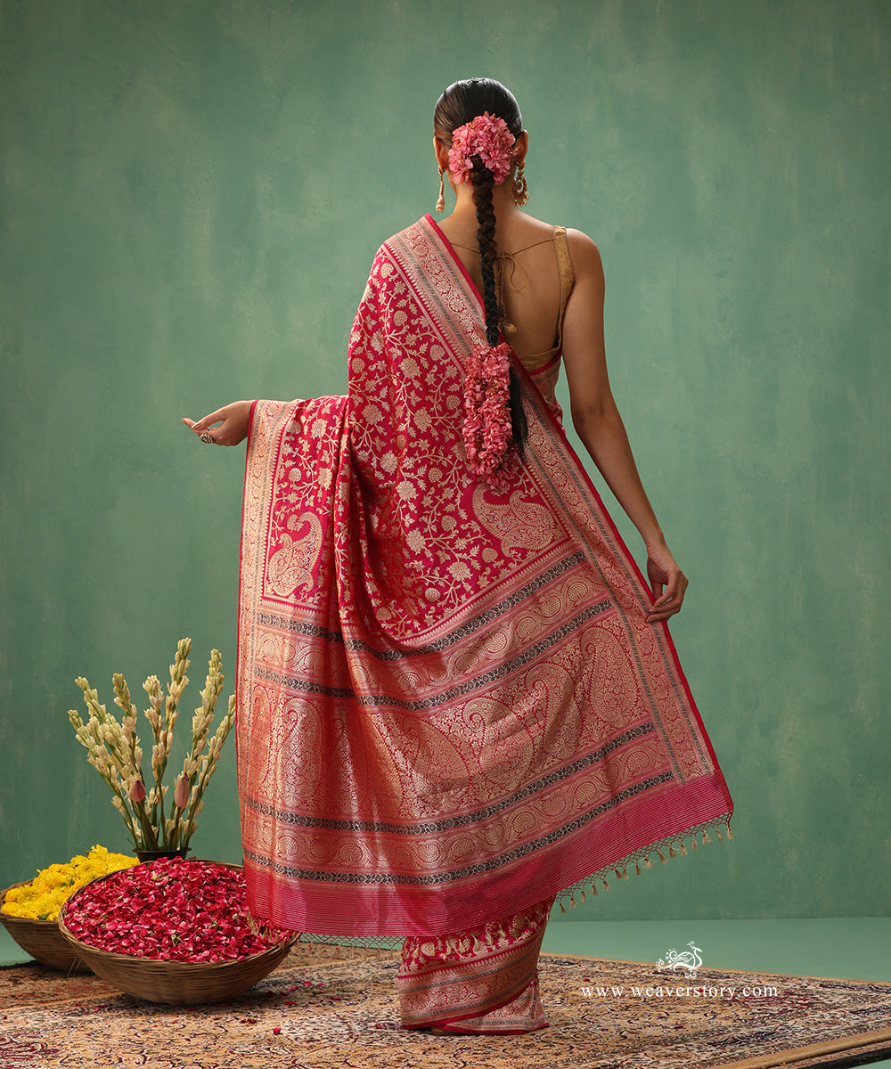 Hot-Pink-Handloom-Pure-Katan-Silk-Real-Zari-Banarasi-Saree-With-Konia_WeaverStory_03