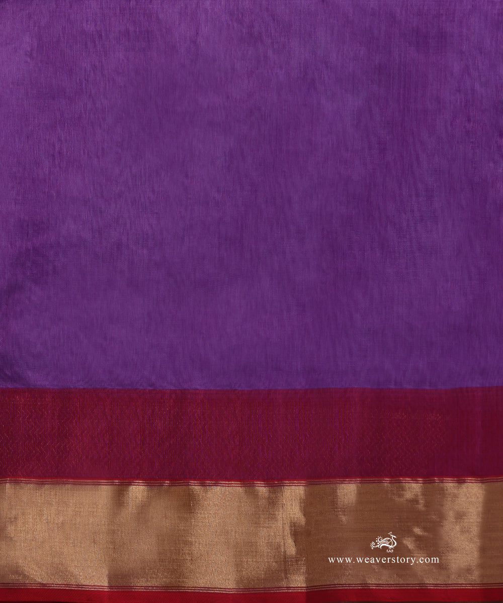 Purple_Handloom_Pure_Silk_Chanderi_Saree_Allover_Gold_Small_Booti_With_Heavy_Pink_Border_WeaverStory_05