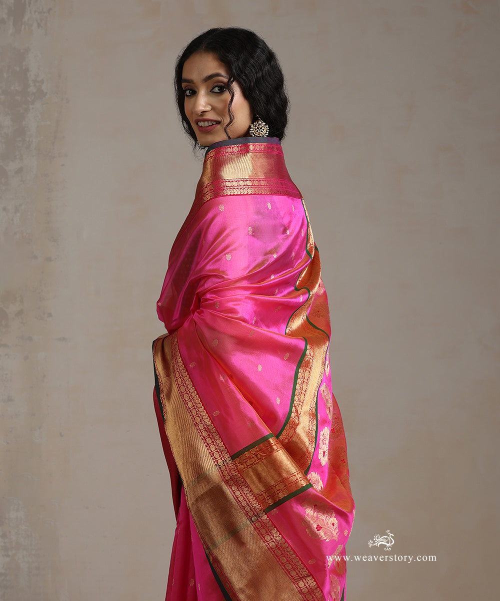 Handloom_Pink_Silk_Chanderi_Saree_With_Allover_Gold_And_Silver_Small_Booti_And_Greeen_Selvedge_WeaverStory_01