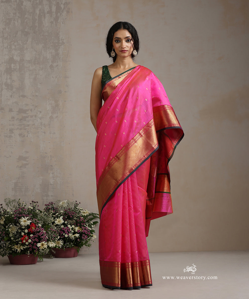 Handloom_Pink_Silk_Chanderi_Saree_With_Allover_Gold_And_Silver_Small_Booti_And_Greeen_Selvedge_WeaverStory_02