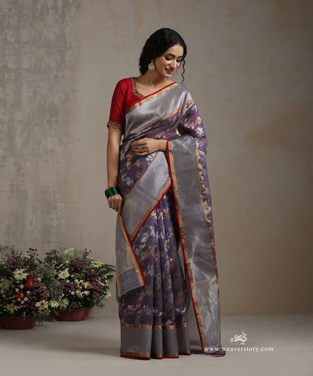 Handloom_Light_Purple_Pure_Silk_Chanderi_Saree_With_Gold_Silver_Parrot_Jaal_And_Silver_Border_With_Red_Selvedge_WeaverStory_02