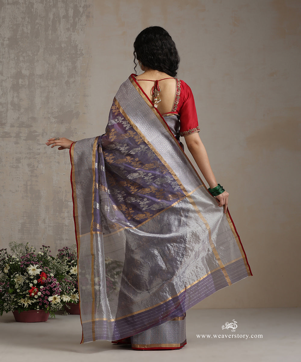 Handloom_Light_Purple_Pure_Silk_Chanderi_Saree_With_Gold_Silver_Parrot_Jaal_And_Silver_Border_With_Red_Selvedge_WeaverStory_03