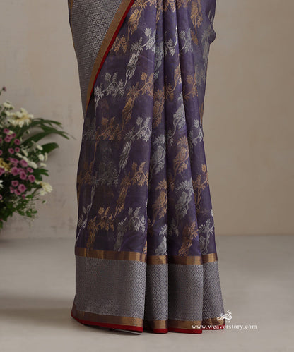 Handloom_Light_Purple_Pure_Silk_Chanderi_Saree_With_Gold_Silver_Parrot_Jaal_And_Silver_Border_With_Red_Selvedge_WeaverStory_04