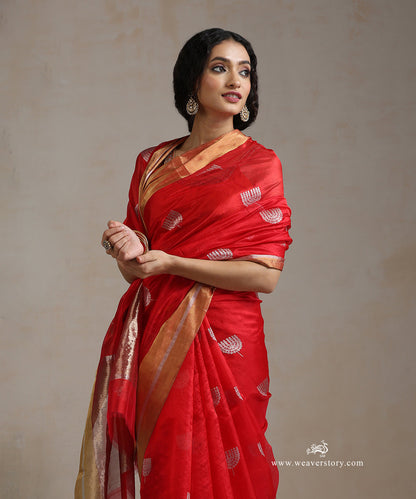 Handloom_Red_Pure_Silk_Chanderi_Saree_With_Silver_Flower_Bunch_WeaverStory_01