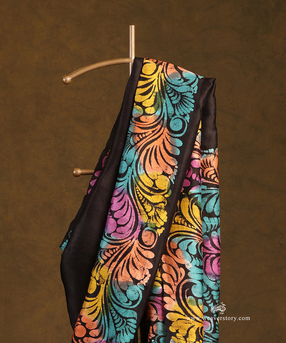 Black_Handloom_Pure_Mulbery_Silk_Hand_Batik_Saree_With_Multi_Colour_Strips_WeaverStory_02