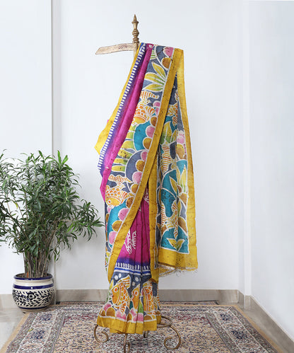 Black_Handloom_Hand_Batick_Pure_Mulbery_Silk_Saree_With_Multi_Colour_Floral_Motifs_WeaverStory_01