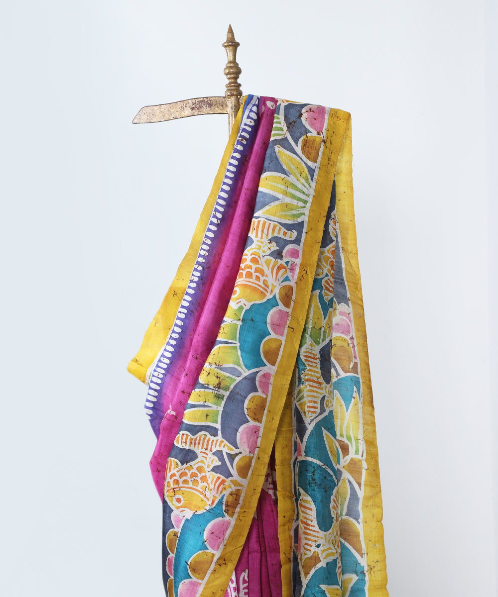 Black_Handloom_Hand_Batick_Pure_Mulbery_Silk_Saree_With_Multi_Colour_Floral_Motifs_WeaverStory_02