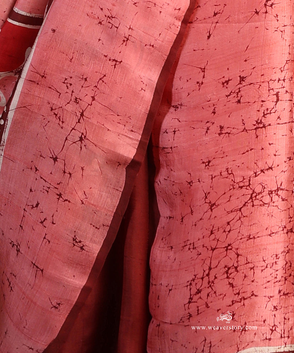 Pink_And_Brown_Handloom_Pure_Mulbery_Silk_Hand_Batik_Saree_WeaverStory_04