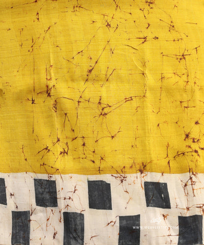 Handloom_Beige_And_Lemon_Yellow_Pure_Mulbery_Silk_Hand_Batik_Saree_WeaverStory_06