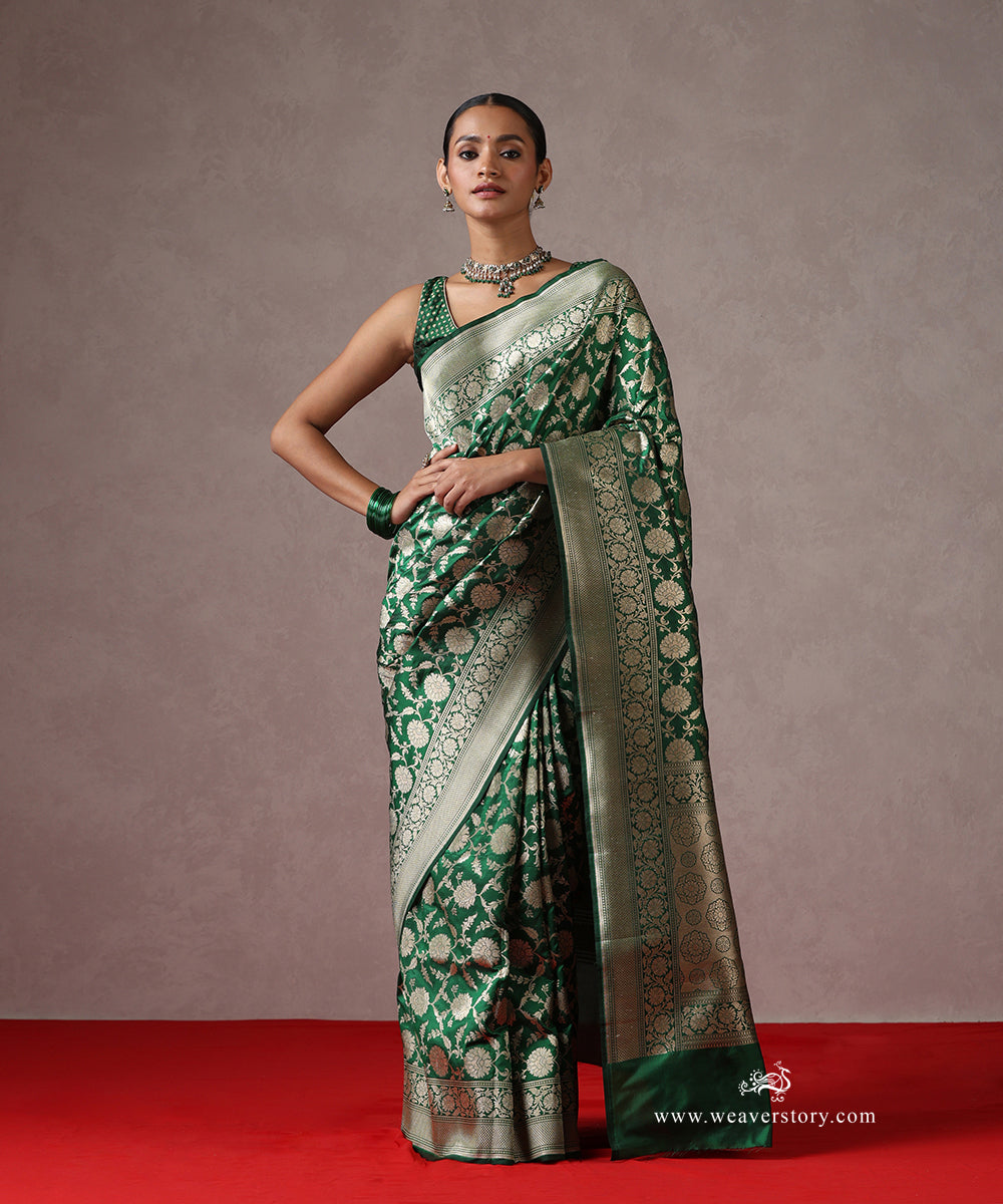 Green_Handloom_Pure_Katan_Silk_Banarasi_Saree_Saree_With_Cutwork_Floral_Jaal_WeaverStory_02