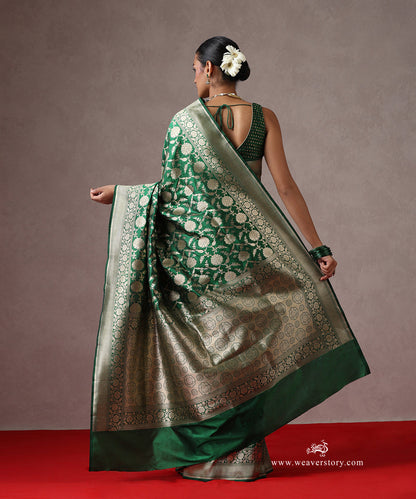 Green_Handloom_Pure_Katan_Silk_Banarasi_Saree_Saree_With_Cutwork_Floral_Jaal_WeaverStory_03