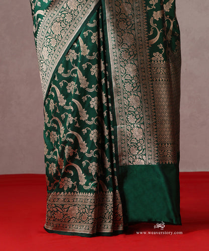 Bottle_Green_Pure_Katan_Silk_Banarasi_Saree_With_Allover_Cutwork_Jaal_WeaverStory_04