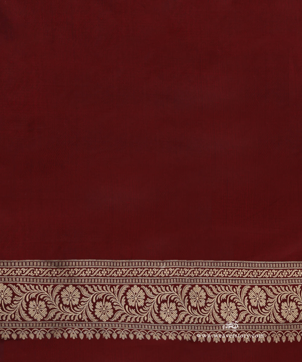 Handloom_Maroon_Pure_Katan_Silk_Banarasi_Saree_With_Daigonal_Cutwork_Floral_Jaal_WeaverStory_05