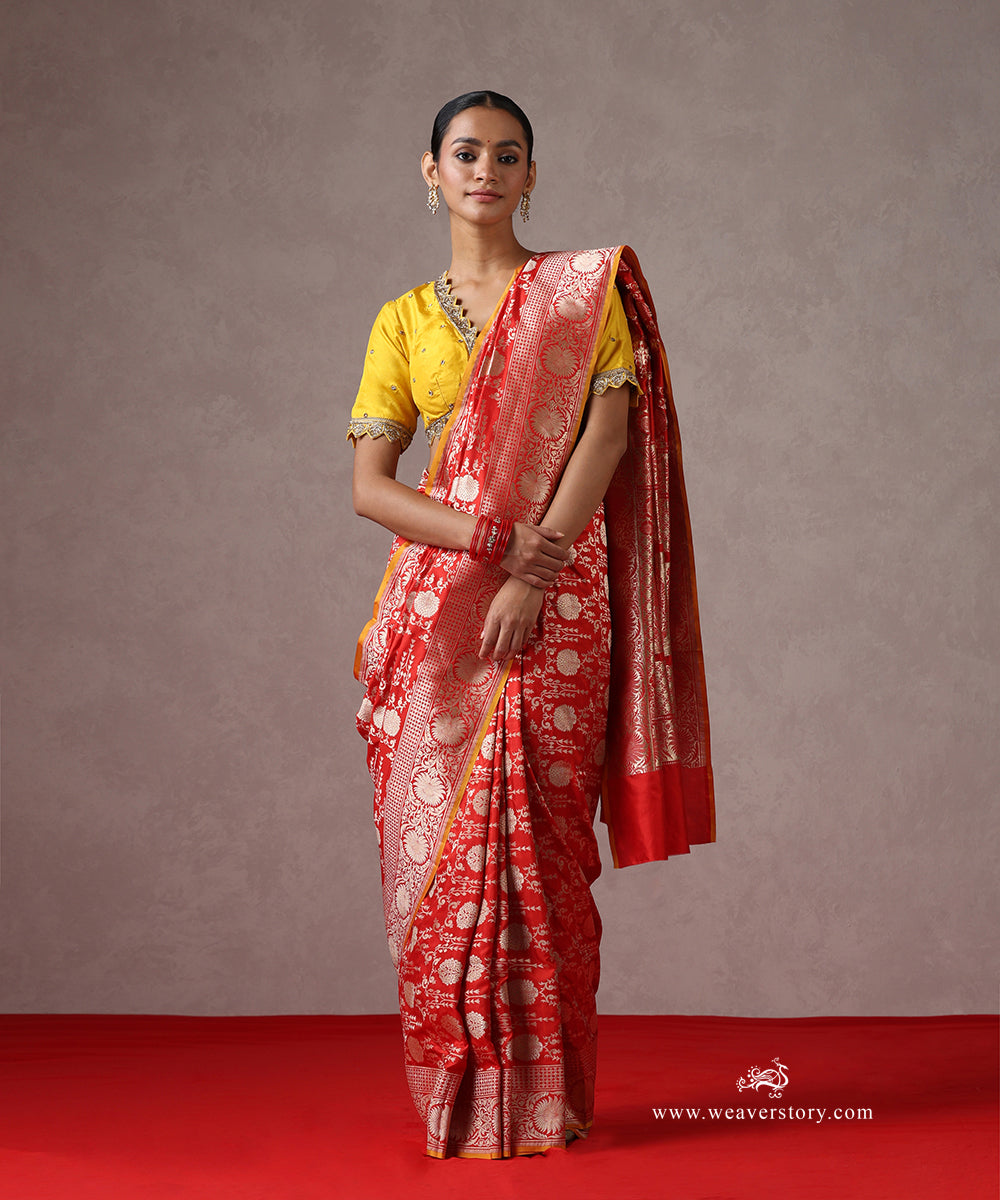 Red_Pure_Handloom_Pure_Katan_Silk_Banarasi_Saree_With_Cutwork_Floral_Jaal_And_Yellow_Selvedge_WeaverStory_02