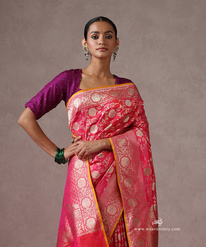 Handloom_Pink_Dual_Tone_Pure_Katan_Silk_Banarasi_Saree_With_Cutwork_Floral_Jaal_And_Yellow_Selvedge_WeaverStory_01