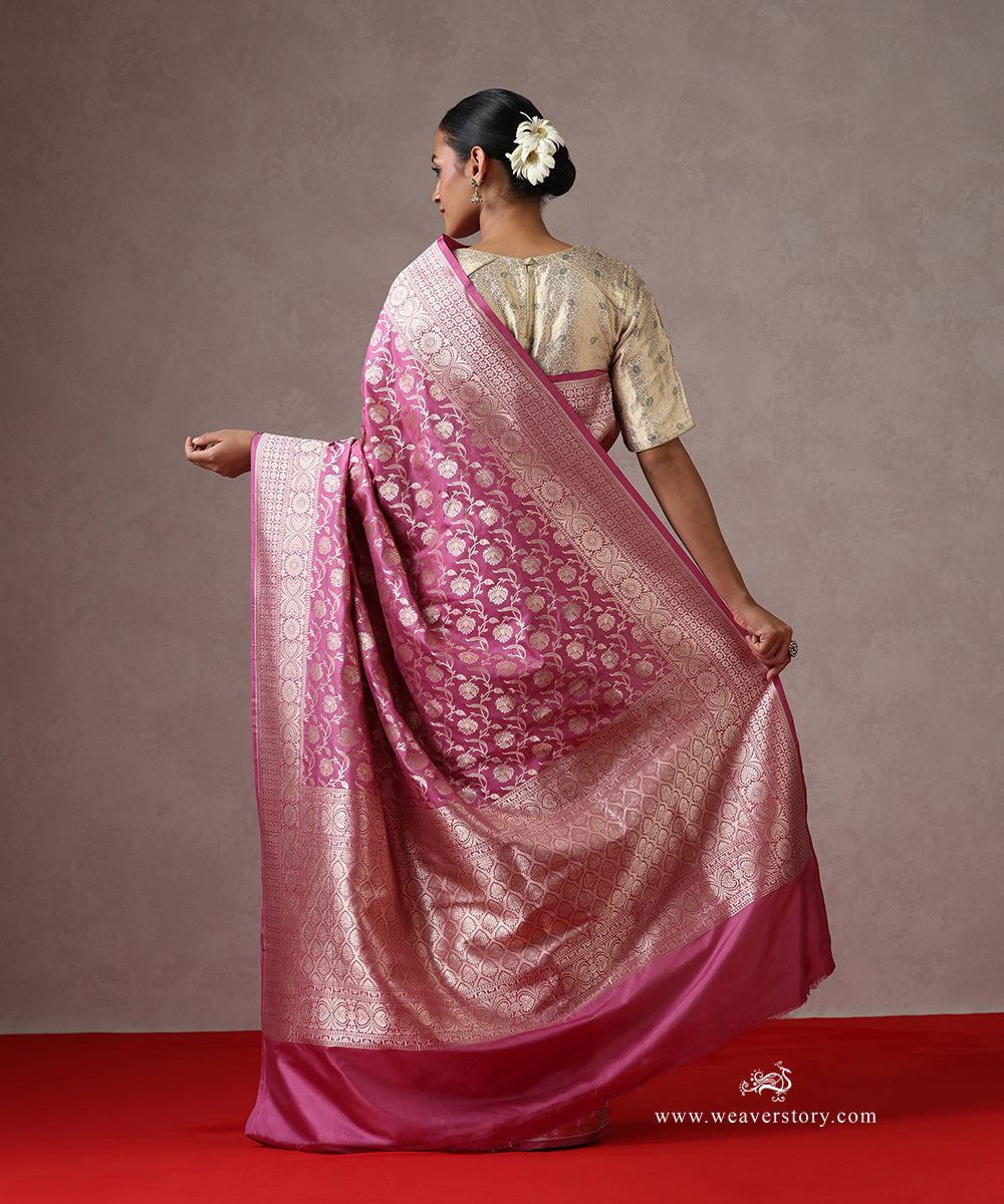 Mauve_Handloom_Pure_Katan_Silk_Banarasi_Saree_With_Cutwork_Floral_Jaal_WeaverStory_03