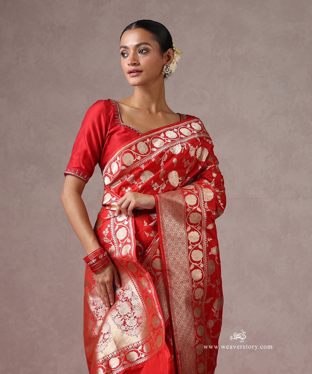 Red_Handloom_Pure_Katan_Silk_Banarasi_Saree_With_Cutwork_Floral_Jaal_WeaverStory_01