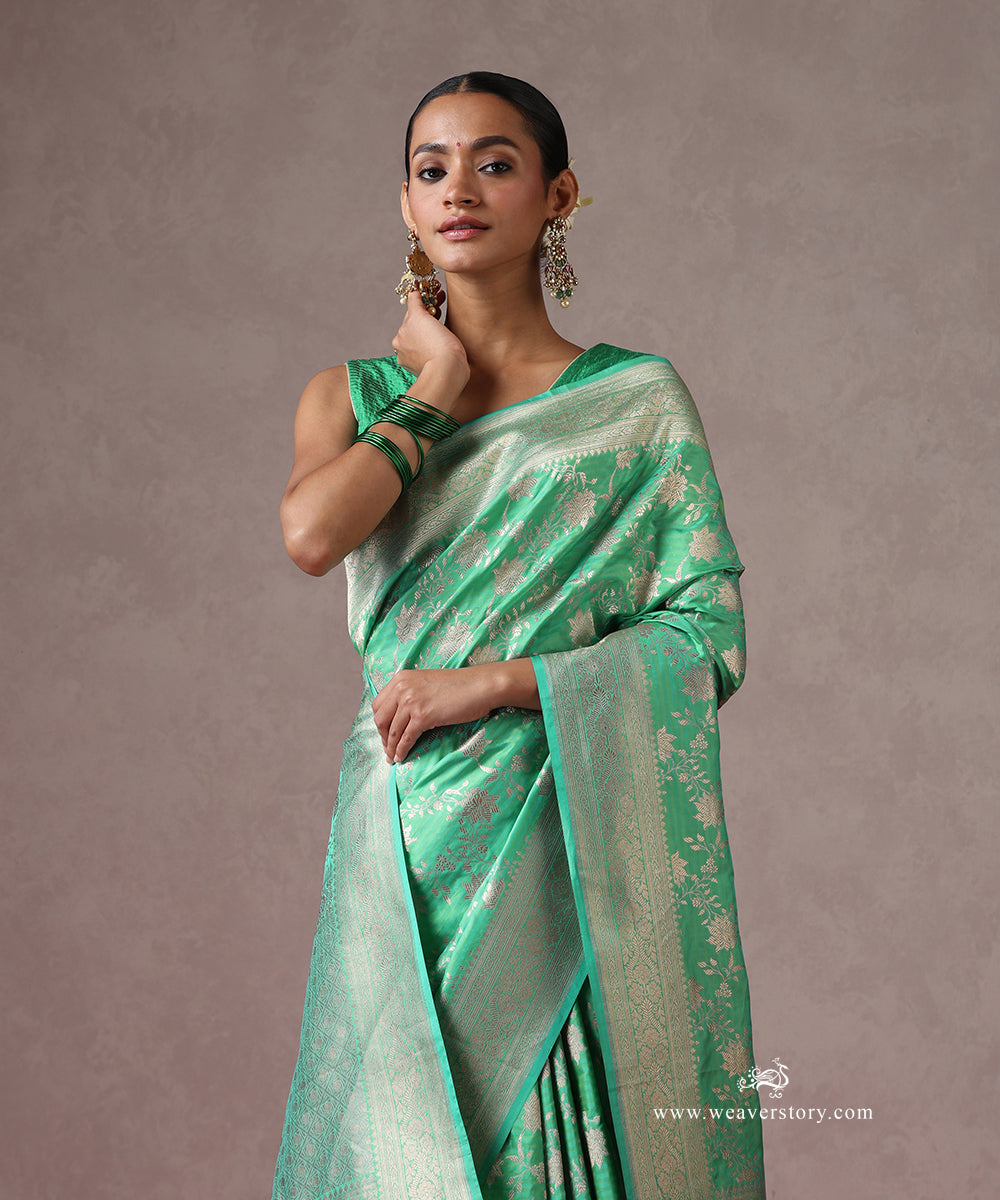 Handloom_Pastel_Green_Katan_Silk_Banarasi_Saree_With_Cutwork_Jaal_And_Self_Strip_WeaverStory_01