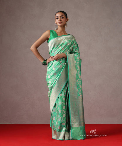 Handloom_Pastel_Green_Katan_Silk_Banarasi_Saree_With_Cutwork_Jaal_And_Self_Strip_WeaverStory_02