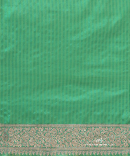 Handloom_Pastel_Green_Katan_Silk_Banarasi_Saree_With_Cutwork_Jaal_And_Self_Strip_WeaverStory_05