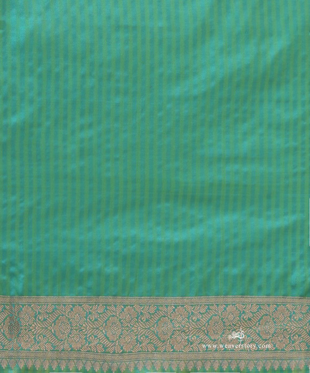 Handloom_Green_Dual_Shade_Pure_Katan_Silk_Banarasi_Saree_With_Cutwork_Jaal_And_Self_Strip_WeaverStory_05