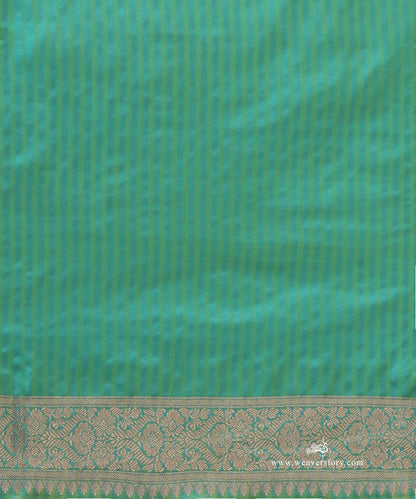 Handloom_Green_Dual_Shade_Pure_Katan_Silk_Banarasi_Saree_With_Cutwork_Jaal_And_Self_Strip_WeaverStory_05