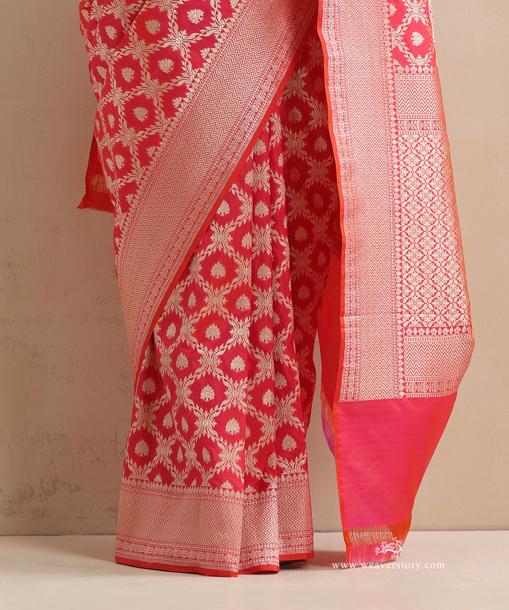 Pink_Handloom_Pure_Katan_Silk_Banarasi_Saree_With_Cutwork_Dimond_Shape_Floral_Jaal_WeaverStory_04