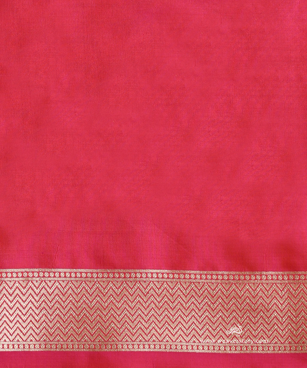 Pink_Handloom_Pure_Katan_Silk_Banarasi_Saree_With_Cutwork_Dimond_Shape_Floral_Jaal_WeaverStory_05